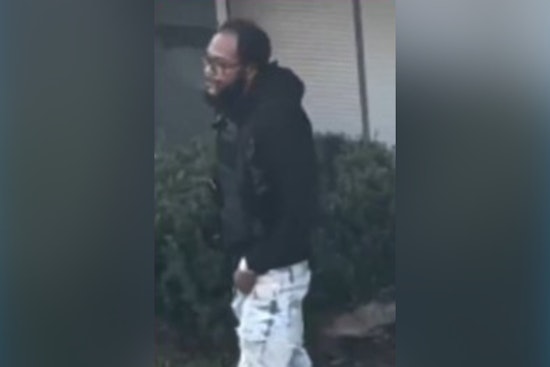 Rifle Threat Rocks Bond Hill as Cincy Cops Hunt Suspect