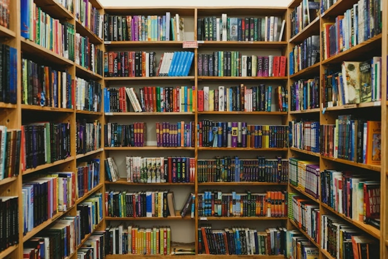 Riordan Under Fire As Ohio Book Battles Hit Kids' Shelves