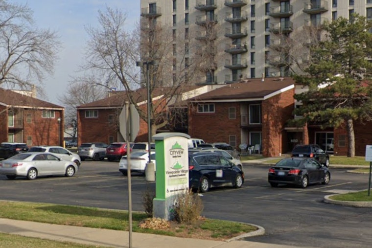 Roaches, Mold And Broken Promises: Detroit Tenant Says Apartment Is Making Her Sick