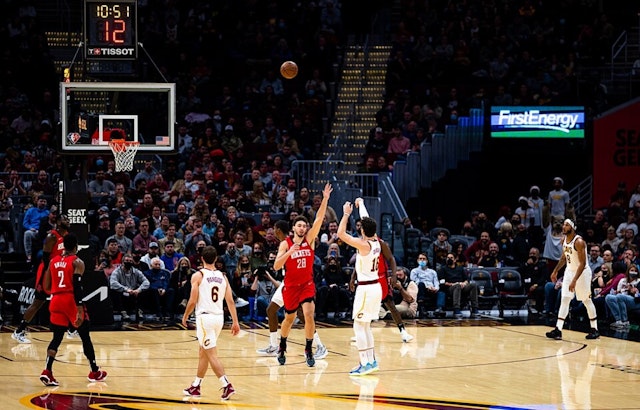 Rockets Crash Curry’s Comeback Party With Last-Second Stunner in San Francisco