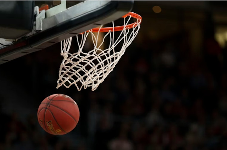 Rockets Stave Off Sweep, Beat Lakers 115-96