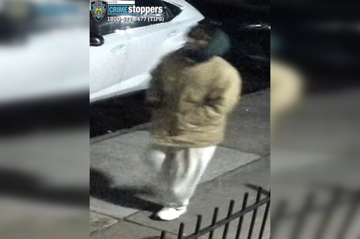 Midtown West robbery: man robbed of Rolex and $4,000