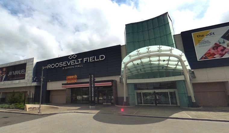 Roosevelt Field Chaos as Victoria’s Secret Bust Turns Into Taser Brawl