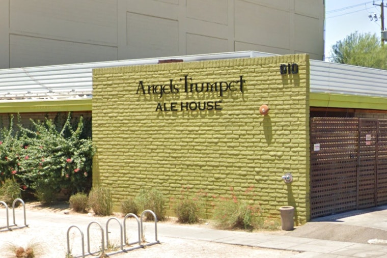 Roosevelt Row Scores Big as Pinky’s Sports Grill Takes Over Angel’s Trumpet Corner