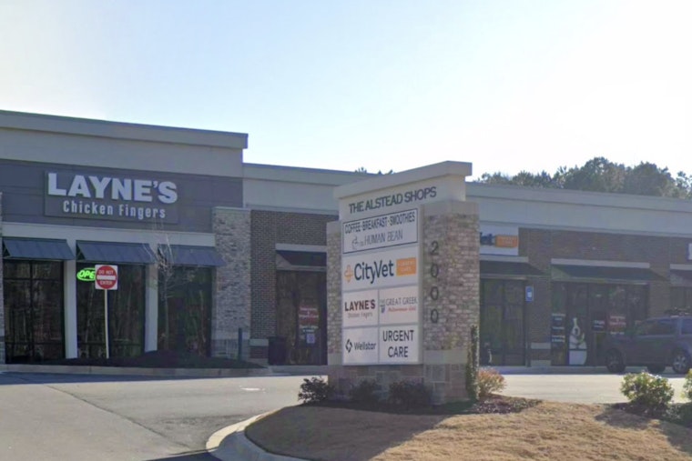 Roswell Chicken Strip: New Retail Center Fetches Over $7 Million