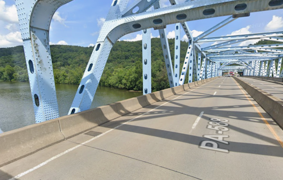 Runaway Beaver Falls Barge Jams Dam, Bridges Briefly Shut