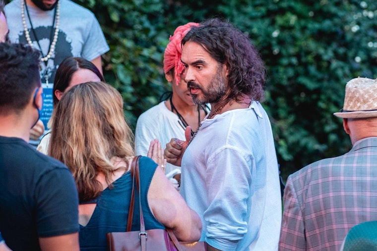 Russell Brand's Shock Confession: Comic Admits Sex With 16-Year-Old as London Trial Nears
