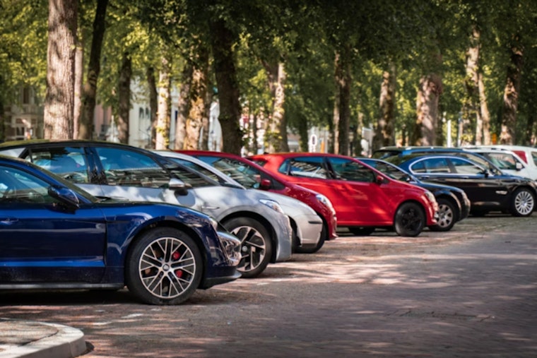 Sacramento Cracks Down On Park Sleepovers With Overnight Parking Ban Push