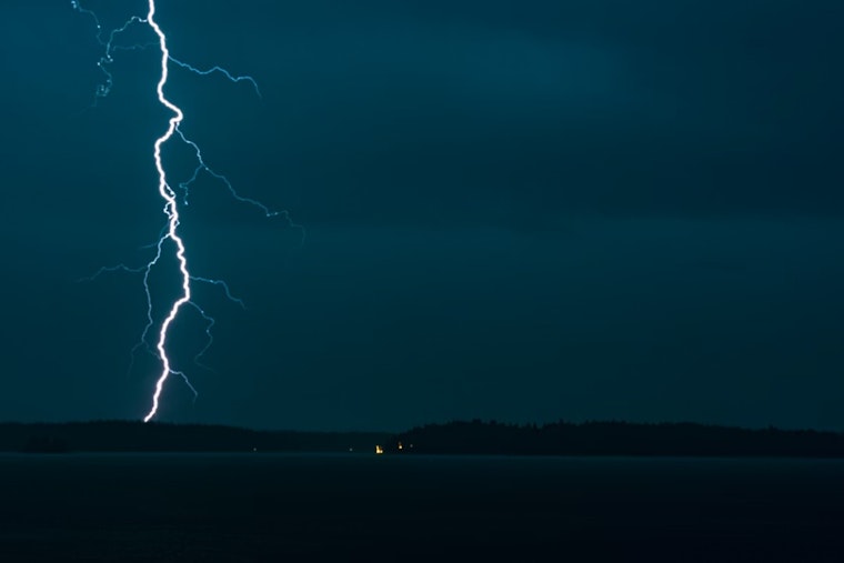 Salt Lake City On Weather Roller Coaster With Thunder, Soakers And Valley Freeze