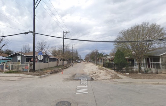 San Antonio Cops Hunt West Side Wife After Husband Stabbed In Back Unit