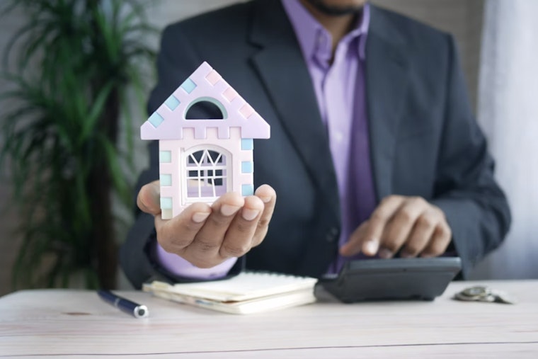 San Antonio Homeowners Take a Hit as Big Buildings Cash In