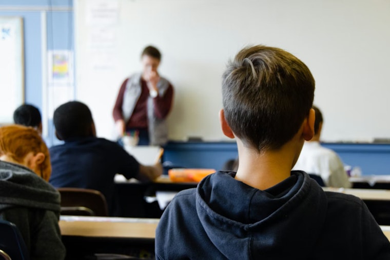 San Antonio Teachers Pull Double Shifts, Then Drive Uber To Stay Afloat