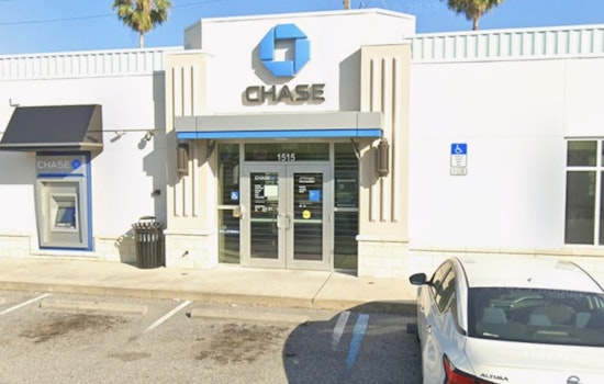 San Marco Chase Heist as Tall Suspect Bolts Toward Downtown Police Say