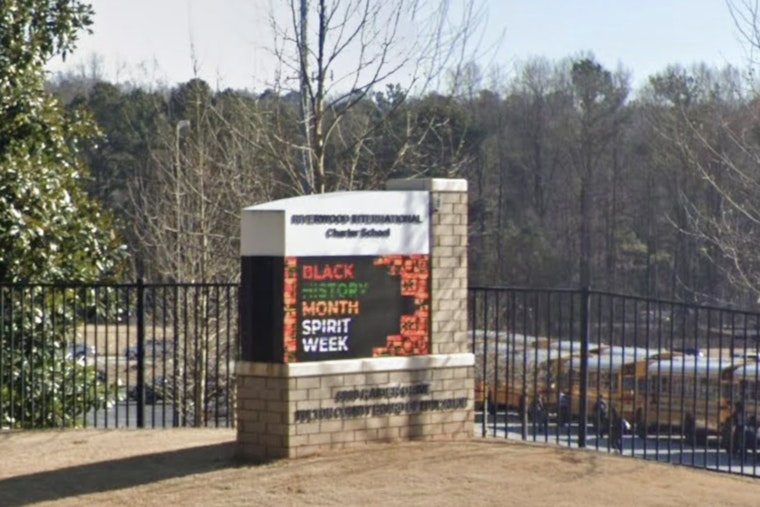 Sandy Springs Students Sent Home In Riverwood High Sewage Snafu