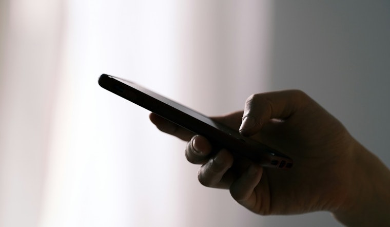 Scam ‘Court’ Texts Spark Bronx Courthouse Chaos