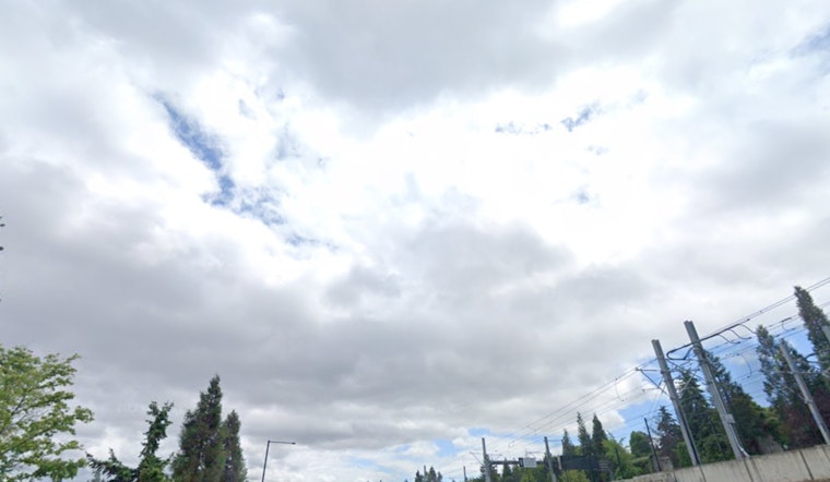 Seattle Basks Today, Braces For Soaker Saturday As Showers Move In