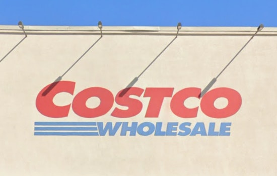 Seattle Showdown: Costco’s $4.99 Rotisserie Chicken Faces Salmonella Suit