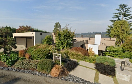 Seattle Sports Investor’s Mercer Island Waterfront Stunner Lists For $16.5M