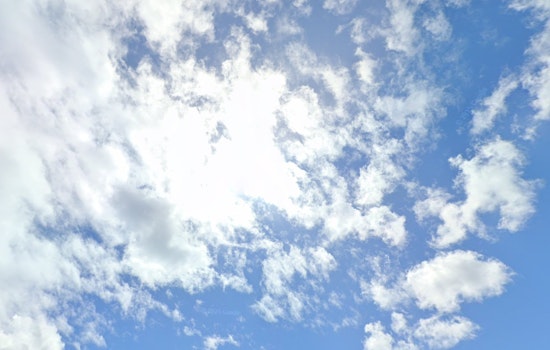 Seattle Wakes Up Gray, But Sun Muscles In For A Warmer Week