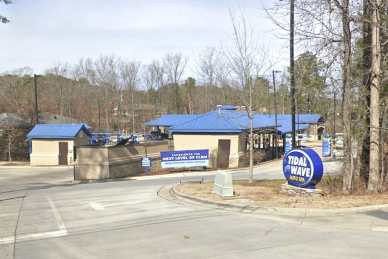 Secret Service Swarms Apex Car Wash After Trump Threats Scrawled On SUV