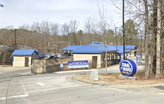 Secret Service Swarms Apex Car Wash After Trump Threats Scrawled On SUV