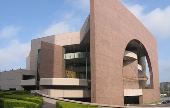 Segerstrom Center Celebrates 40th With Hispanic Initiative