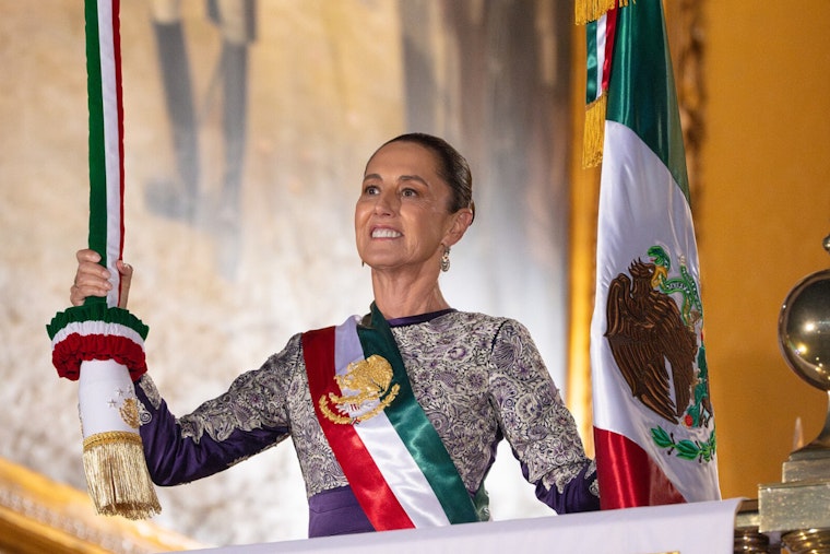 Sheinbaum Slams Trump After Another Mexican Dies in U.S. Custody