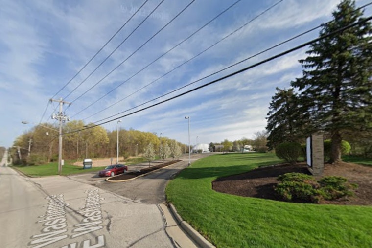 Shuttered Chagrin Cinemas Reborn As The Hive, Bainbridge’s New Food, Music And Party Hub
