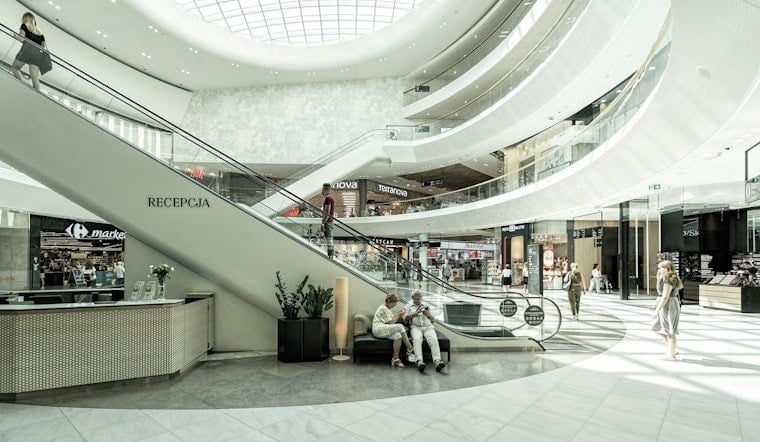 Six Chicago Malls Teeter on the Edge of the Death Loop