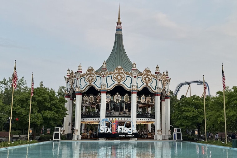Six Flags Gurnee Puts Clamp on Teens With All-Day Chaperone Rule