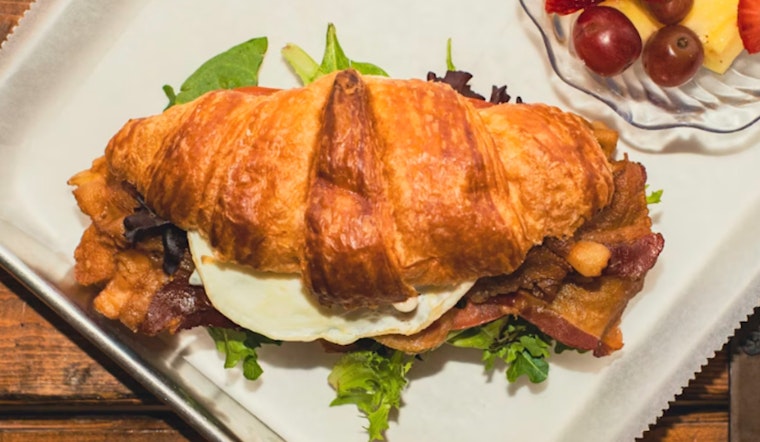 Six Years In The Rough, Fairway Tavern Swings Back To Life At Ewa Villages