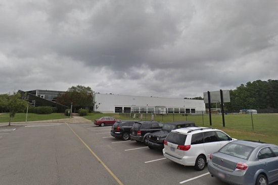 Sky 5 Captures Cop Surge at Lufkin Road Middle School in Apex