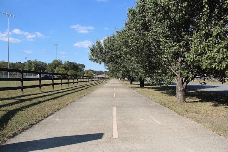 Sky-High Silver Comet Trail Snakes Into Underwood Hills