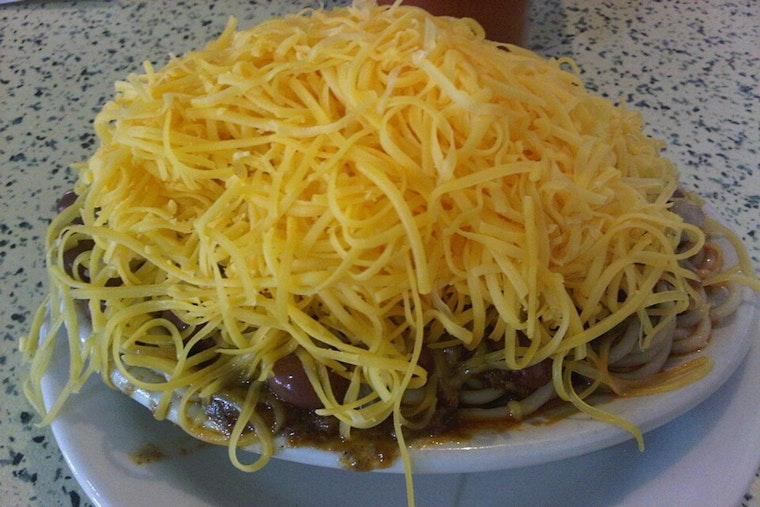 Skyline Chicken Chili Plots New Roost On Norwood Lateral
