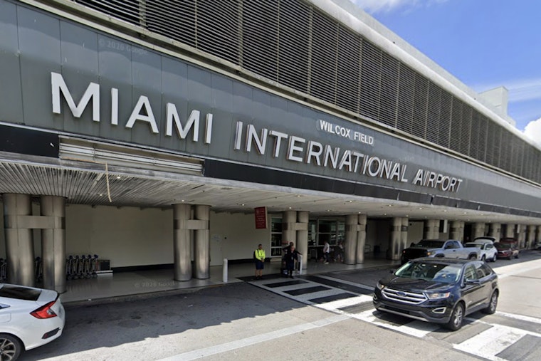 Sleepy Fliers, Wide-Awake County: MIA Nap Rooms Turn Layovers Into Cash