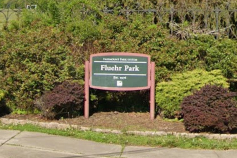 Small Plane Crashes Near Fluehr Park in NE Philadelphia