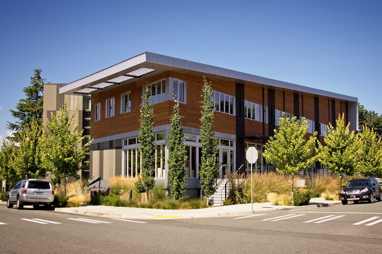 Snoqualmie Ridge Neighbors Sound Alarm As Giant Battery Farm Moves In