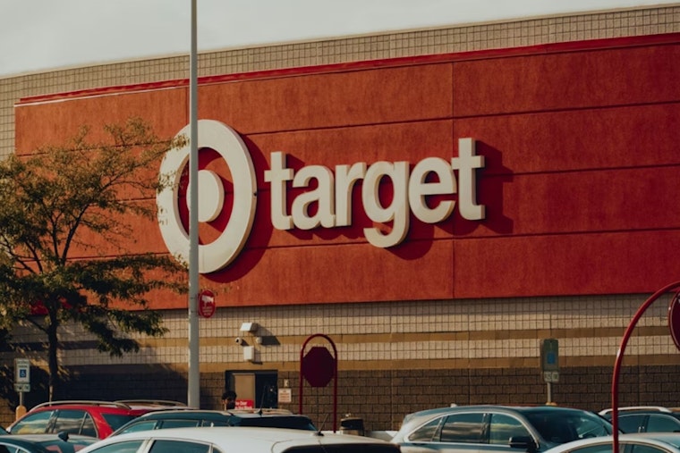 SoCal Shopper’s ‘800 Thread Count’ Target Sheets Spark Legal Showdown After Court Revival