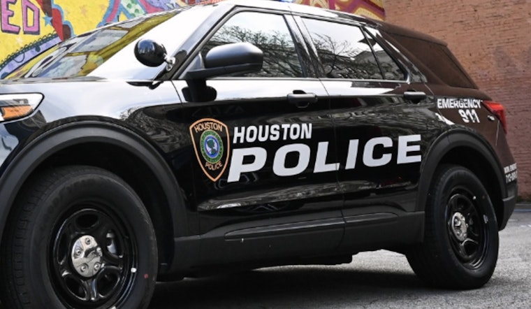 Solo Smash On Northwest Freeway Kills 22-Year-Old Houston Woman