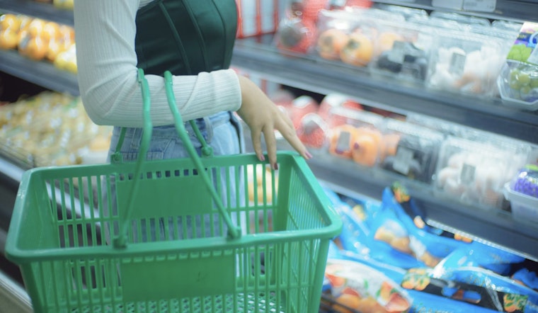 South Florida Wallet Squeeze: Families Say Prices Still Racing Past Paychecks