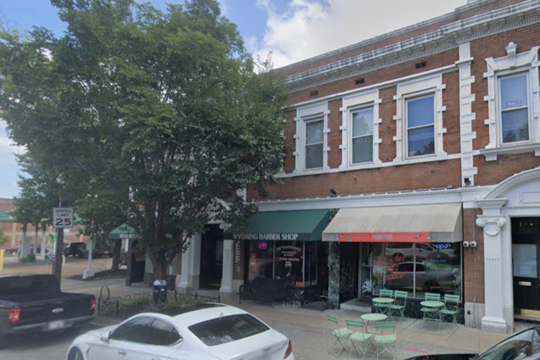 South Grand's Secret Basement Bar Pours Dirty Martinis on the Cheap