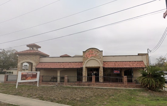 Southside Favorite Las Cazuelas Quietly Flips To El Guacamole On I-35