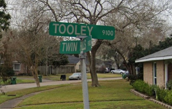 Southwest Houston Burglar Botches Chimney Caper, Hauled Out By Firefighters