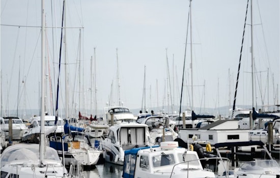 Spanish-Language Bay Alert Warns Small Boats To Steer Clear