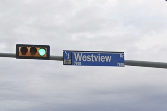 Spring Branch Crash Chaos 79-Year-Old Driver Dies On Westview Drive
