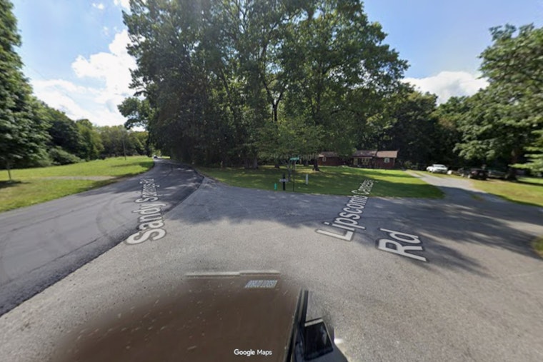 Springfield Crash On Sandy Springs Road Kills One