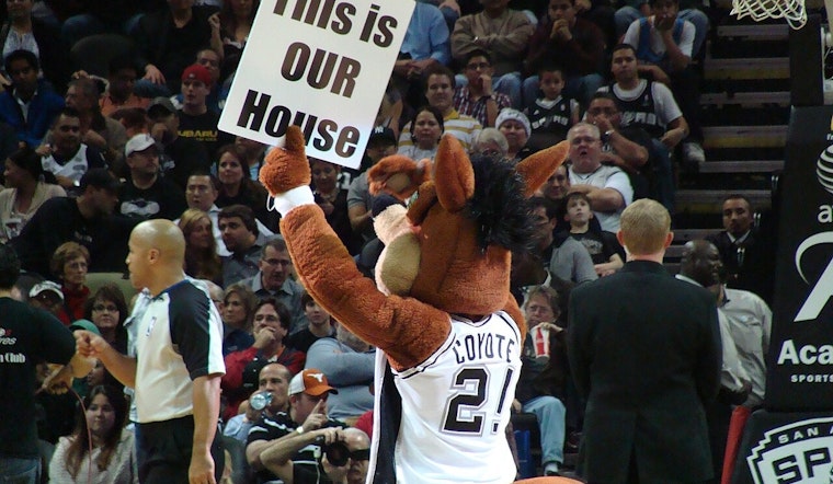 Spurs Turn San Antonio Into Full-Blown Fiesta For Playoff Return