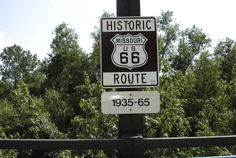 St. Louis Fires Up Neon and Chrome as Route 66 Turns 100