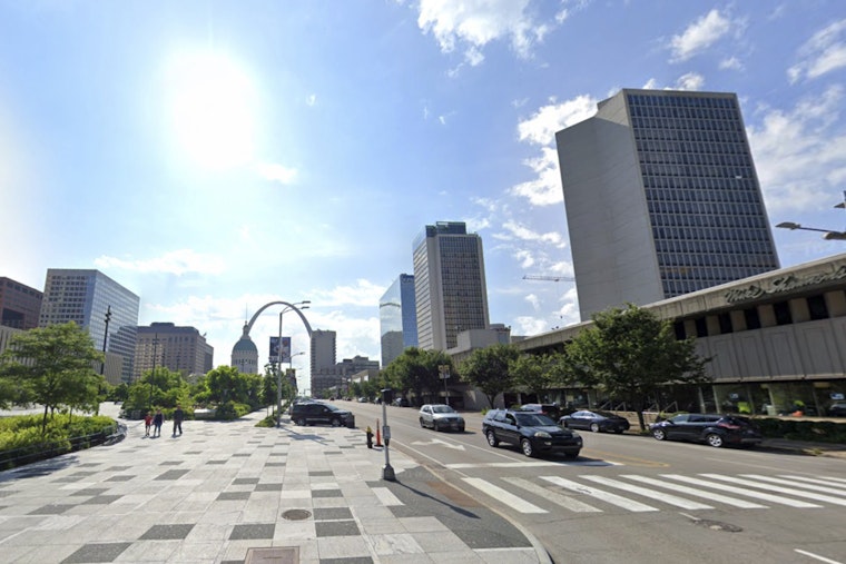 St. Louis Sizzles, Then Braces For Midweek Storms