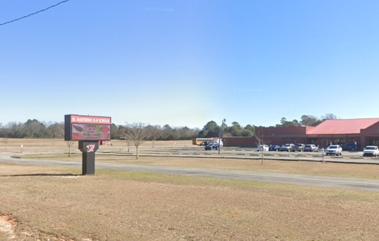 St. Matthews Sub Charged After 2nd Graders Say She Threatened To 'Shoot' Them
